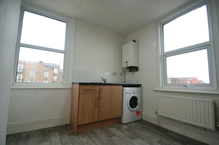 1 Bedroom Studio To Rent In - Godwin Road, Cliftonville, CT9