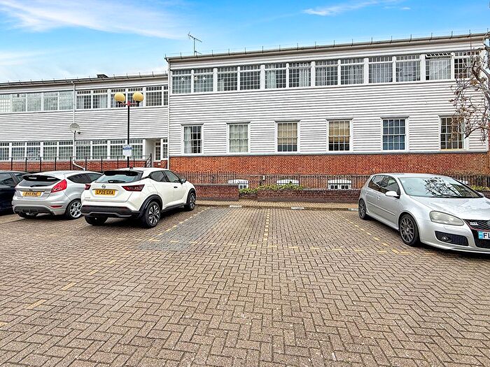 1 Bedroom Flat For Sale In Silks Way, Braintree, CM7