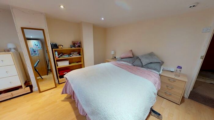 5 Bedroom Terraced House To Rent In Lucas Street, Woodhouse, Leeds, LS6
