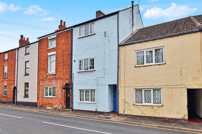 4 Bedroom Terraced House For Sale In Rasen Lane, Lincoln, LN1