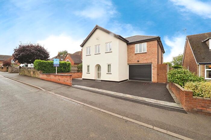 5 Bedroom Detached House For Sale In Ticknall Road, Hartshorne, Swadlincote, DE11