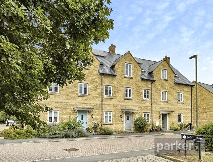 2 Bedroom Flat For Sale In Hazeldene Close, Eynsham, Witney, Oxfordshire, OX29