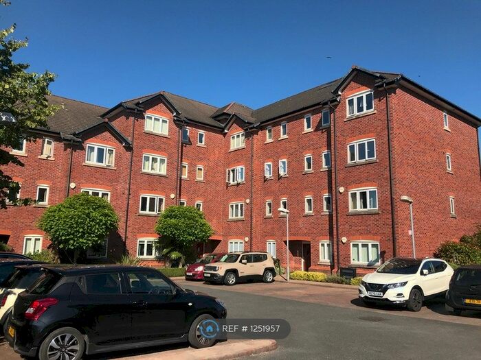 2 Bedroom Flat To Rent In Bridgewater Street, Sale, M33