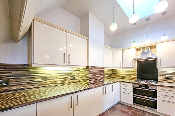 1 Bedroom Apartment For Sale In Moor Park, Beckwithshaw, HG3