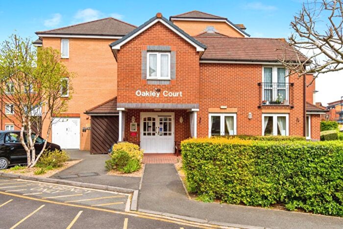 1 Bedroom Flat For Sale In Oakley Road, Shirley, Southampton, Hampshire, SO16