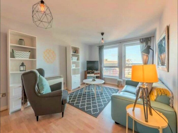 2 Bedroom Flat To Rent In Constitution Street, Leith, Edinburgh, EH6