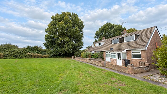 2 Bedroom Semi-Detached House For Sale In Dunster Crecsent, Weston-Super-Mare, BS24