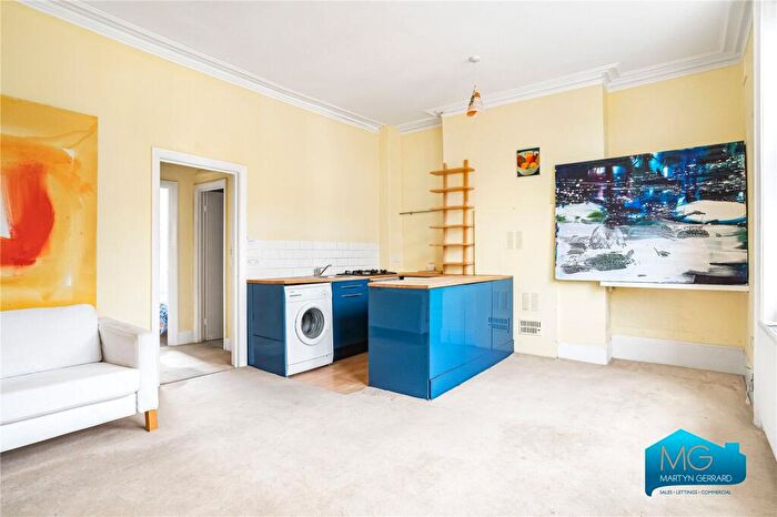 1 Bedroom Apartment To Rent In Montpelier Grove, Kentish Town, London, NW5