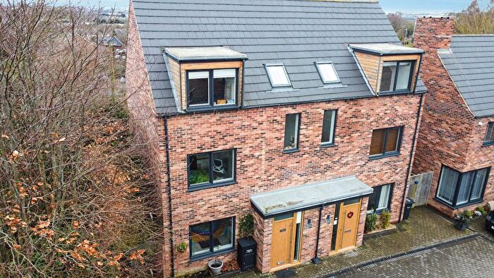 3 Bedroom Semi-Detached House For Sale In Varlows Yard, Caistor, LN7