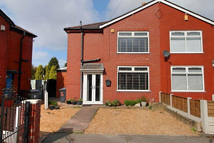 3 Bedroom Semi Detached House For Sale In Ormston Grove, Leigh, WN7