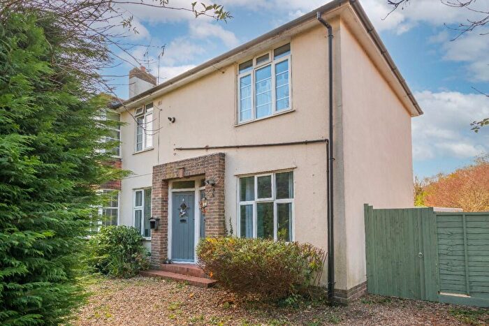 3 Bedroom Ground Maisonette For Sale In Horley, RH6