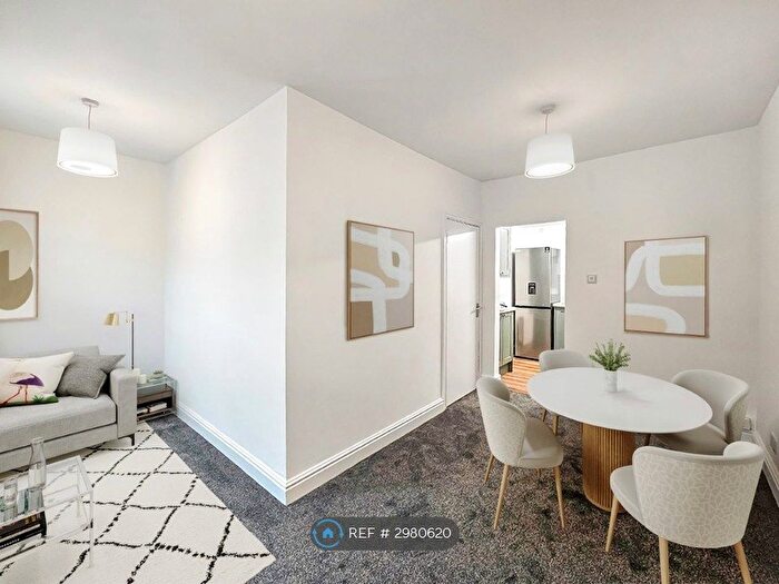 2 Bedroom Maisonette To Rent In St. Georges Street, Cheltenham, GL50