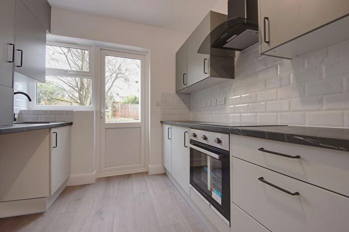 3 Bedroom Semi-Detached House To Rent In Hillside Crescent, Watford, WD19