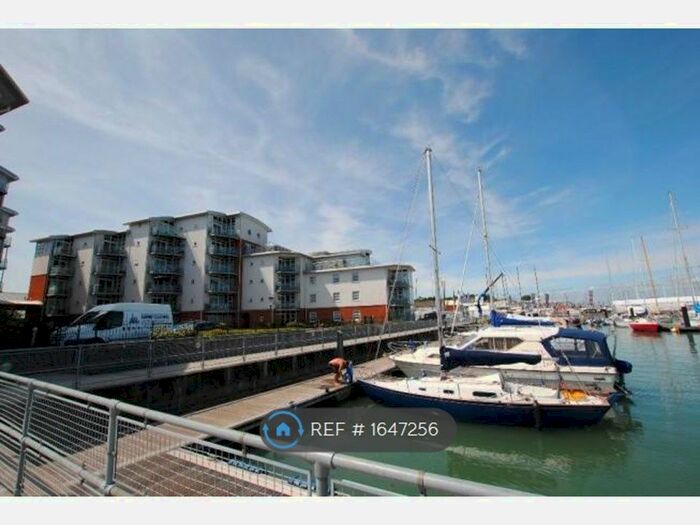 2 Bedroom Flat To Rent In Marinus, Cowes, PO31