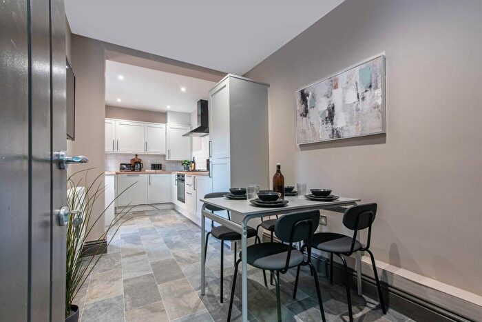 1 Bedroom Terraced House To Rent In Middle Street, Newcastle Upon Tyne, NE6