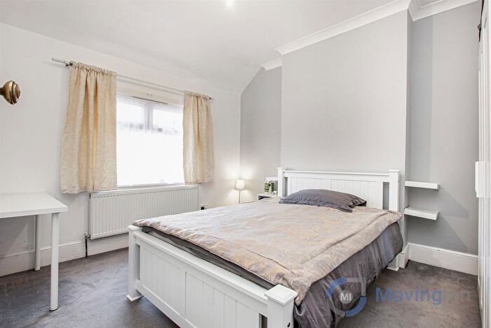 1 Bedroom Property To Rent In Pensurst Road, Thornton Heath, CR7