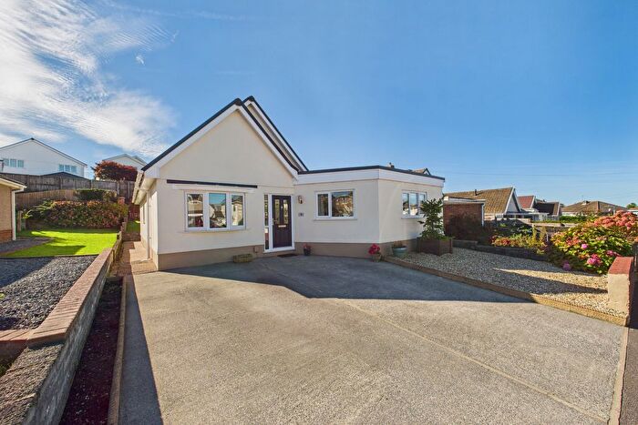 4 Bedroom Detached House For Sale In Heol Pen Y Scallen, Loughor, Swansea, SA4