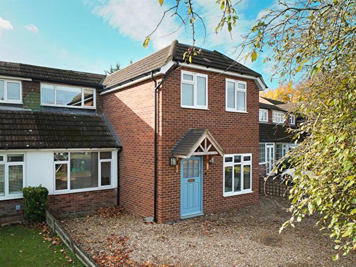 4 Bedroom Semi Detached House For Sale In Butterfield Road, Wheathampstead, AL4