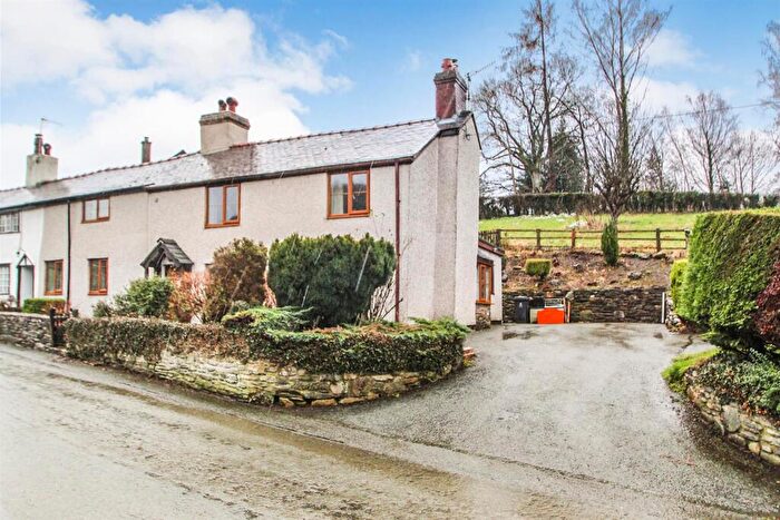 3 Bedroom Cottage To Rent In Llwynmawr, Llangollen, LL20
