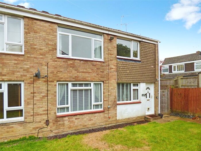 2 Bedroom Maisonette For Sale In Sherborne Way, Hedge End, Southampton, SO30