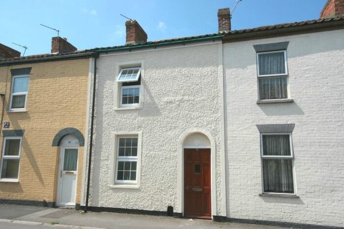 2 Bedroom Terraced House To Rent In Union Street, Bridgwater, TA6