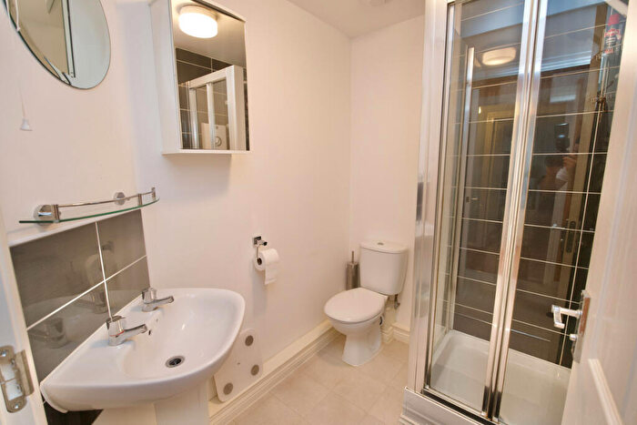 2 Bedroom Apartment For Sale In Signals Drive, Coventry, CV3