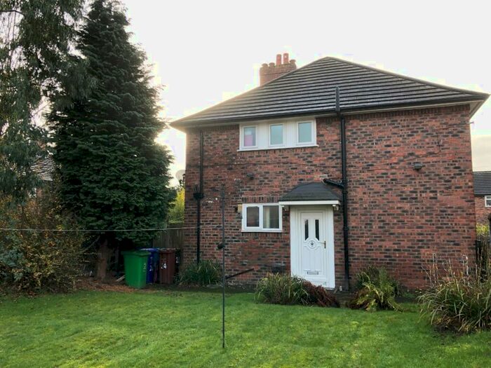 2 Bedroom Apartment To Rent In Baycroft Grove, M23