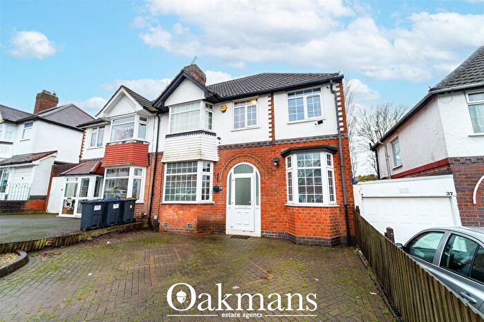 4 Bedroom Semi Detached House For Sale In Sheringham Road, Birmingham, West Midlands, B30