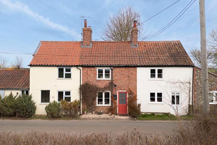1 Bedroom Terraced House For Sale In Charming Period Cottage In Binham, NR21