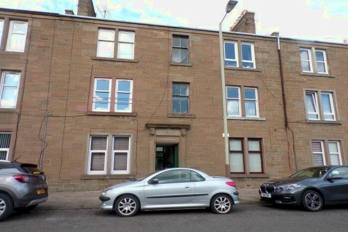 1 Bedroom Flat To Rent In B King Street, Dundee, DD5