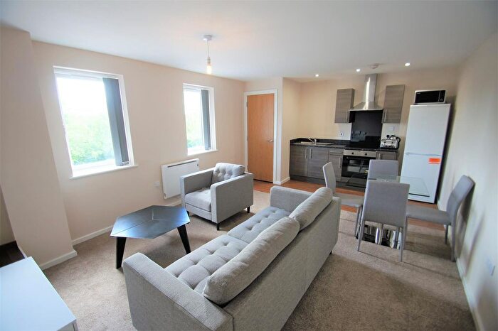 1 Bedroom Flat For Sale In Park Rise, Trafford Plaza, M16