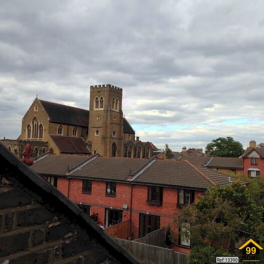 2 Bedroom Maisonette To Rent In Franciscan Road, London, SW17