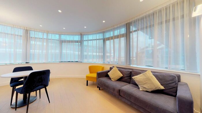 1 Bedroom Flat To Rent In New Horizons Court, Brentford, TW8