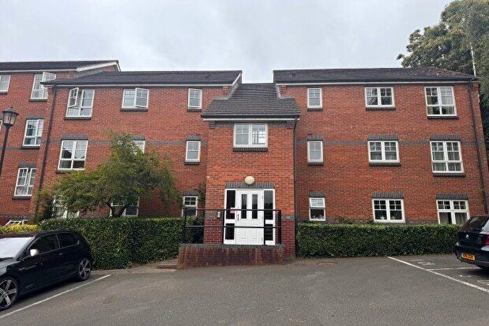 2 Bedroom Flat To Rent In Cliftonville Road, Northampton, NN1