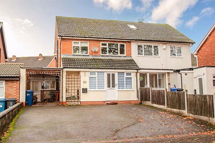 3 Bedroom Semi-Detached House For Sale In Burton Old Road, Streethay, Lichfield, WS13