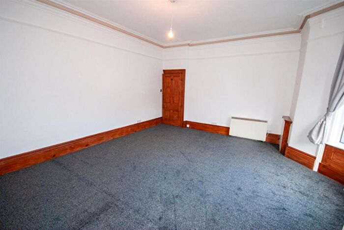 1 Bedroom Flat To Rent In Brooklyn Place, Ashwood Park, Buxton, SK17