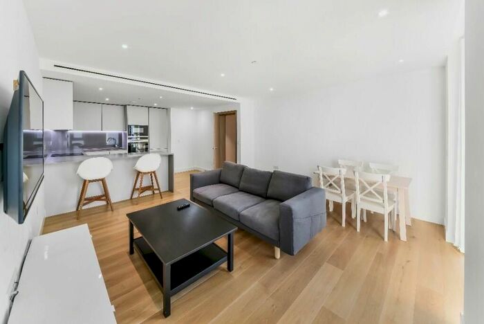 2 Bedroom Flat To Rent In Gauging Square, London, E1W