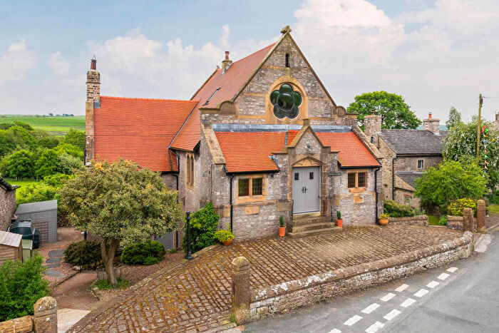 5 Bedroom Detached House For Sale In Austwick, Lancaster, North Yorkshire, LA2