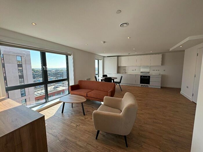 2 Bedroom Flat To Rent In Altitude At Phoenix, Saxton Lane, Leeds, West Yorkshire, LS9