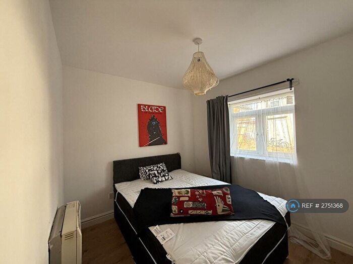1 Bedroom Flat To Rent In Percy Road, Leicester, LE2