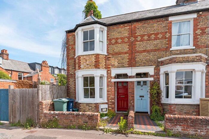 2 Bedroom Terraced House For Sale In Bridge Street, Oxford, OX2
