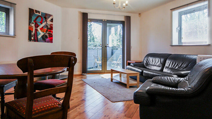 2 Bedroom Flat To Rent In Bournbrook Court Bristol Road, Selly Oak, Birmingham, B5