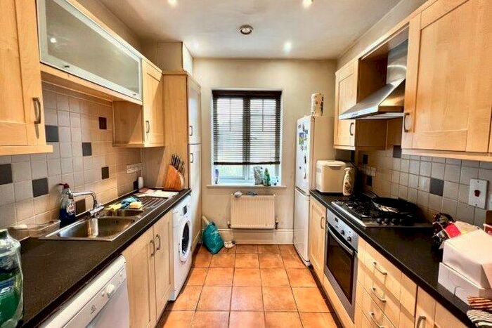 3 Bedroom Flat To Rent In Clickers Drive, Northampton, NN5