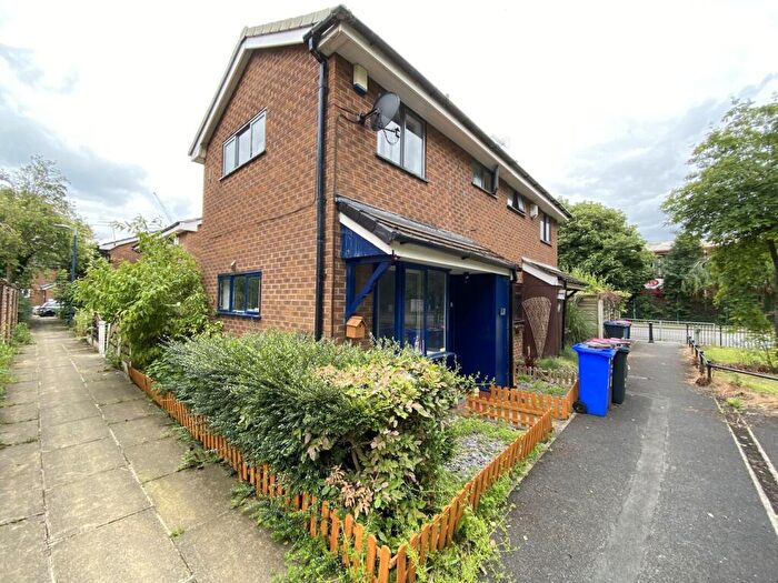 1 Bedroom Semi-Detached House To Rent In Treelands Walk, Salford, M5