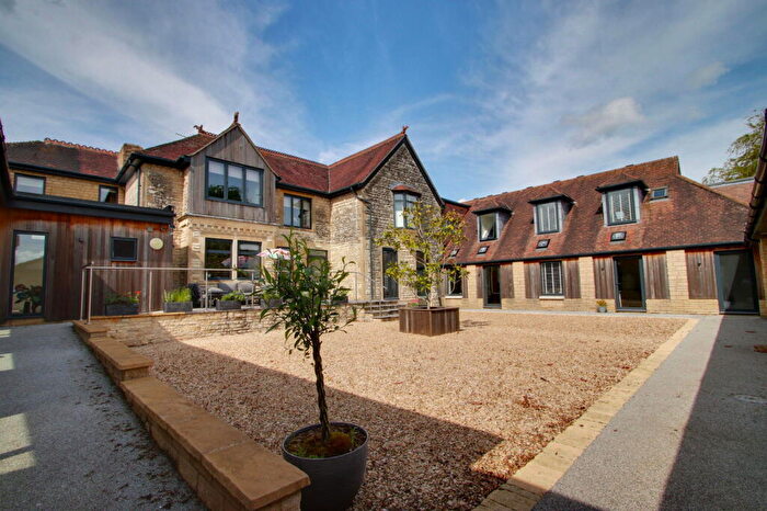 2 Bedroom Retirement Property For Sale In Loves Hill Court, South Road, Timsbury, Bath, BA2