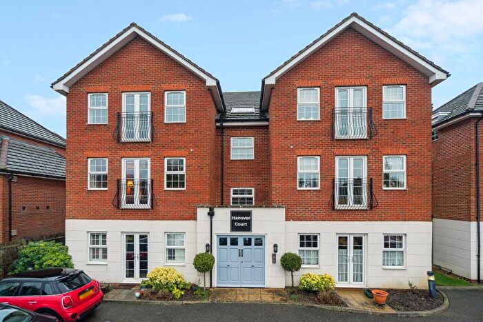 2 Bedroom Flat For Sale In Chesham Road, Chiltern Parade, Amersham, HP6