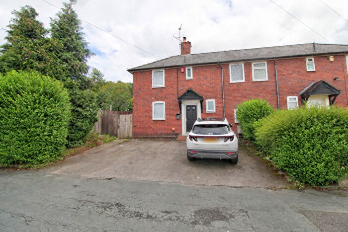 4 Bedroom Semi Detached House For Sale In Oakfield Road, Stourbridge, DY9
