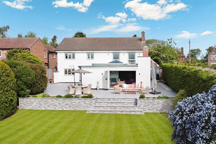 4 Bedroom Detached House For Sale In Belton Lane, Great Gonerby, NG31