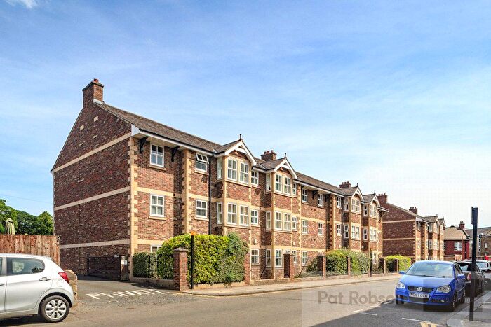 1 Bedroom Flat To Rent In Middleton Court, Hutton Terrace, Jesmond, Newcastle Upon Tyne, NE2