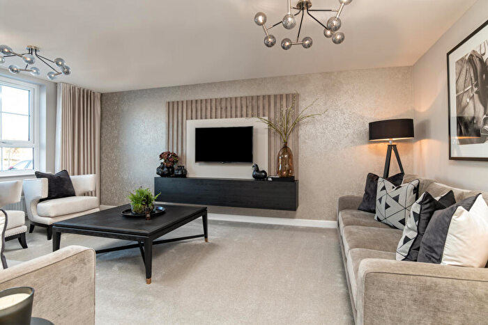 4 Bedroom Detached House For Sale In Stratford Drive Overstone, NN6